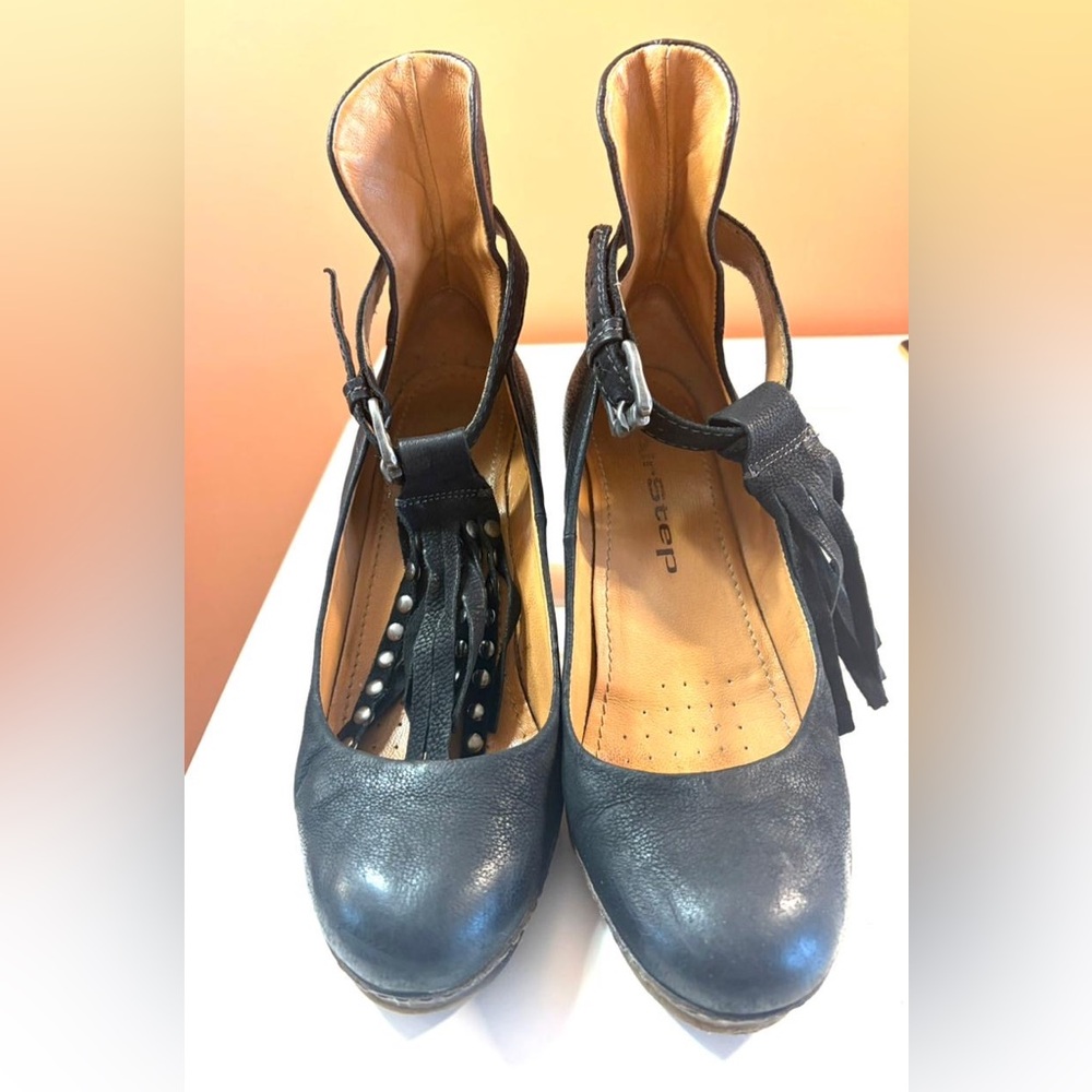 Aerostep Genuine Leather Women’s Shoes - Picture 4 of 13
